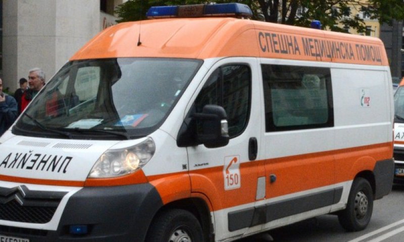 Трагедия в Пазарджик! Млад мъж скочи от 4-тия етаж, загина