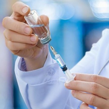 Възстановяват женските консултации и ваксинациите на деца