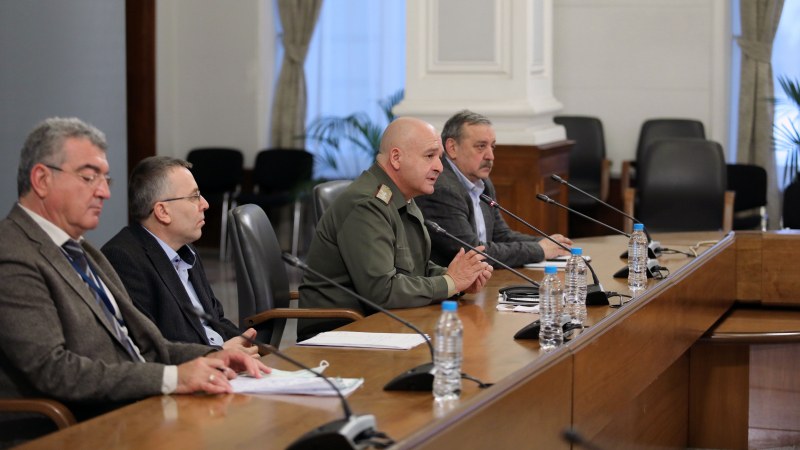 Още 21 нови заразени и още една жертва - починала е жена