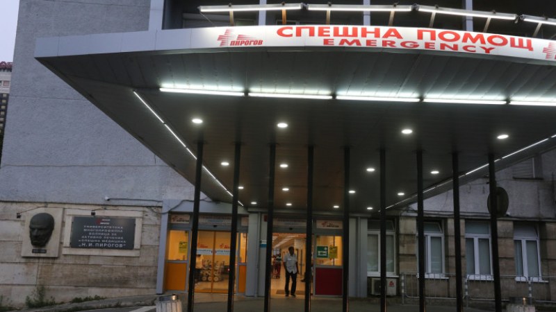 Разказ за борбата с COVID-19 и първия смъртен случай у нас