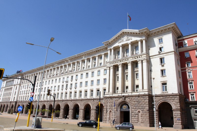 Вдигат таксите в някои университети