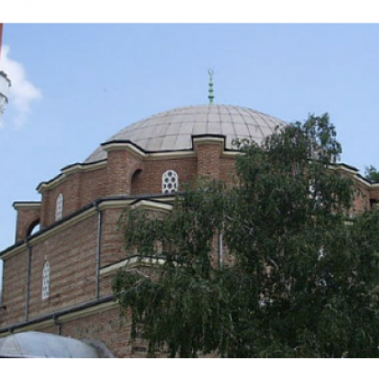 Джамиите остават отворени, но въвеждат нови правила