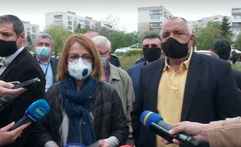 НА ЖИВО: Премиерът обяви отваряне на парковете по нов ред