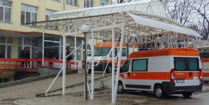 Съпругата и детeто на шефа на Интензивното в Пазарджик са заразени с COVID-19