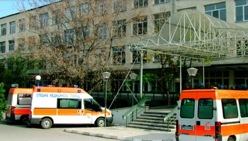 Медицинска сестра в пазарджишка болница е заразена с COVID-19