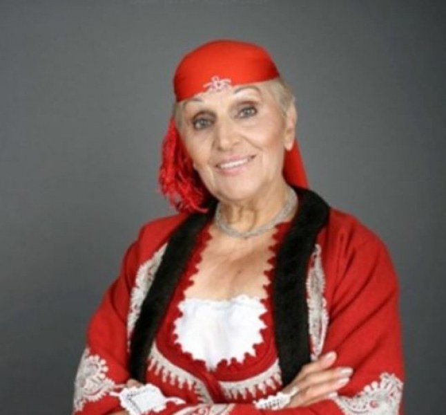 Почина голяма наша народна певица!