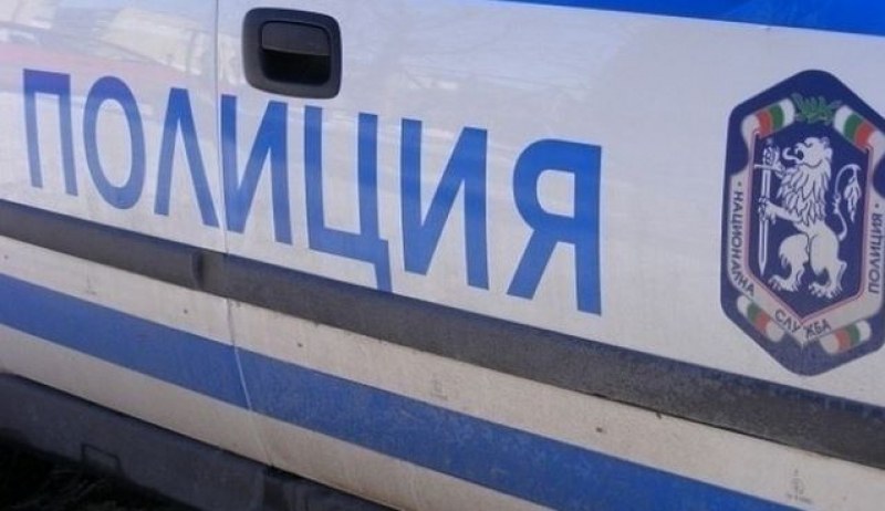 13 мъже пребиха тийнейджър, с опасност за живота е
