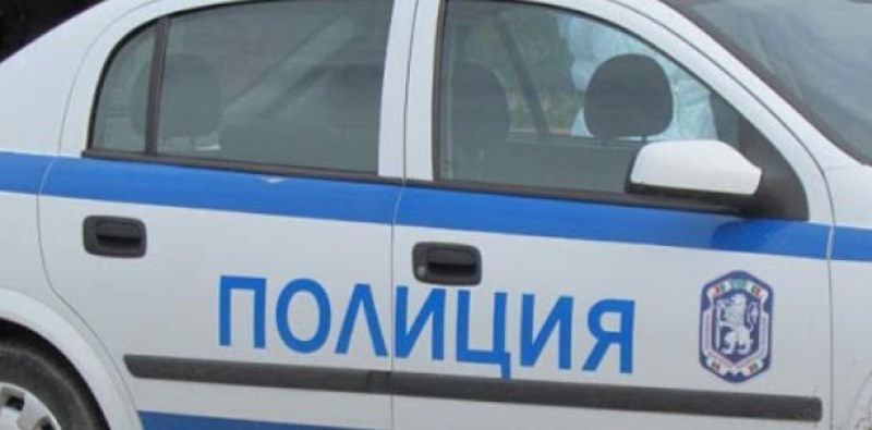 Задържаха мъж, държал бившата си жена като затворник