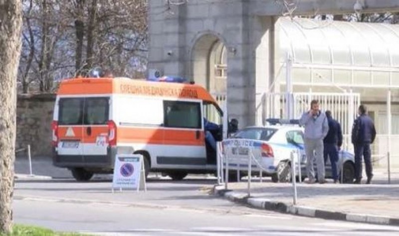 Двама души са пострадали при взрива в завод 