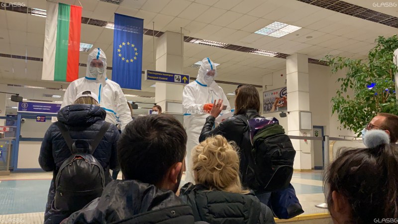 Паника! Гурбетчия със симптоми на Covid-19 кацна на летище София