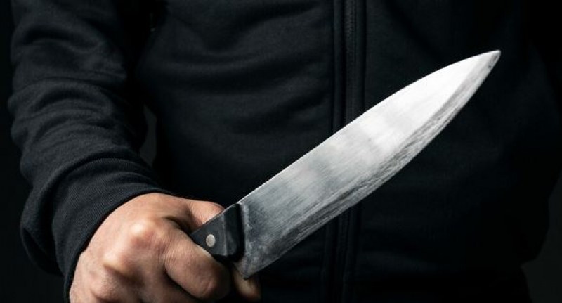 Мъж е намушкан няколко пъти с нож в Пловдивско