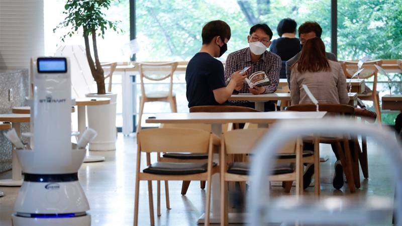 Южна Корея отчита най-голям скок при случаи на коронавирус за 49 дни