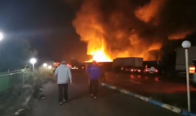 Четирима са задържани за пожара в Петрич