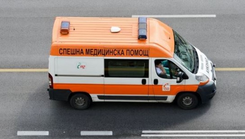 Мъж падна от осмия етаж!
