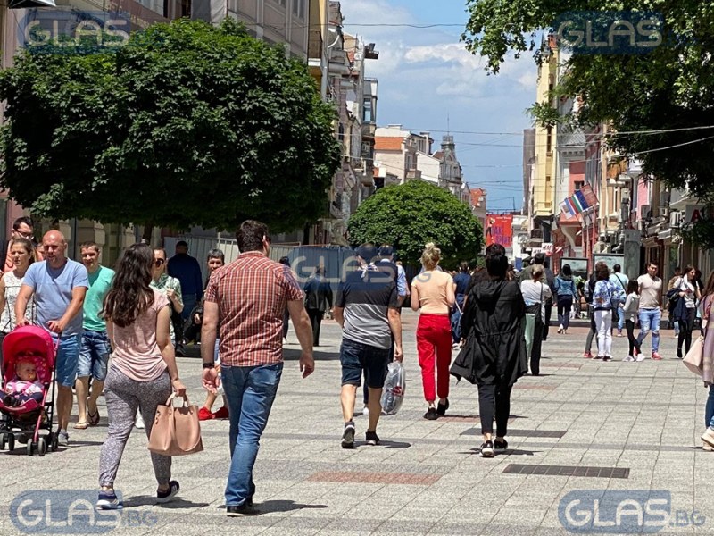 Повечетo българи смятат, че COVID-19 е биологично оръжие!