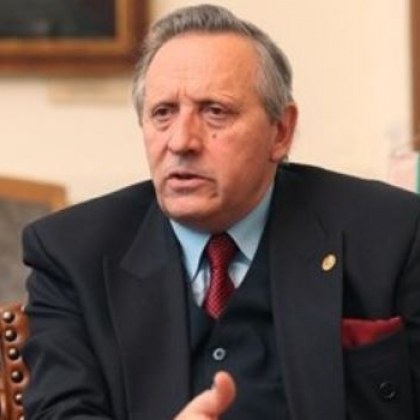 Почина академик Стефан Воденичаров