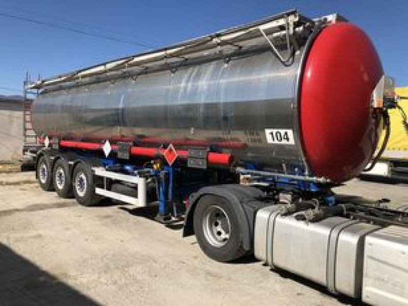 Работник почина в цистерна на газстанция!