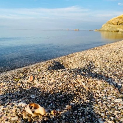 Очевидци с разказ за смъртта на момиченцето, премазано от скала на морето