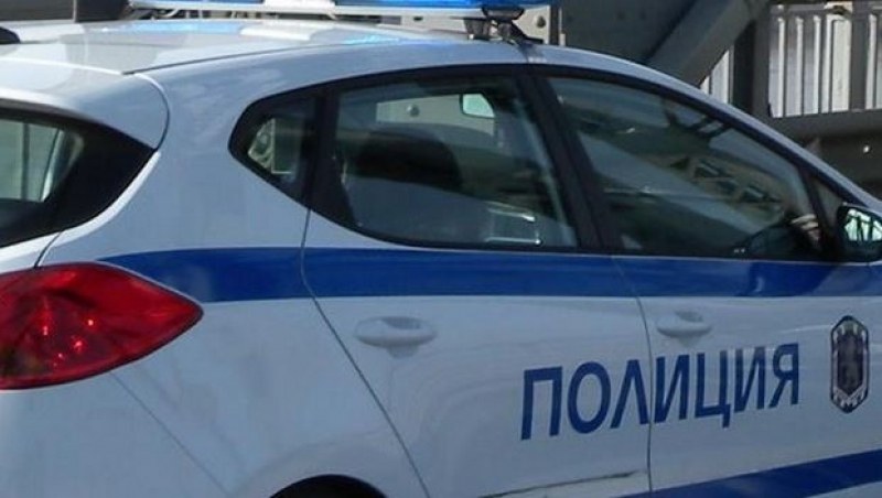 Млад мъж извърши четири кражби в Раковски