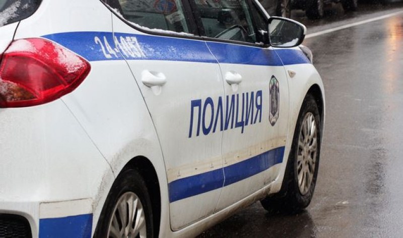 Млада британка опита да подкупи пловдивски полицаи!