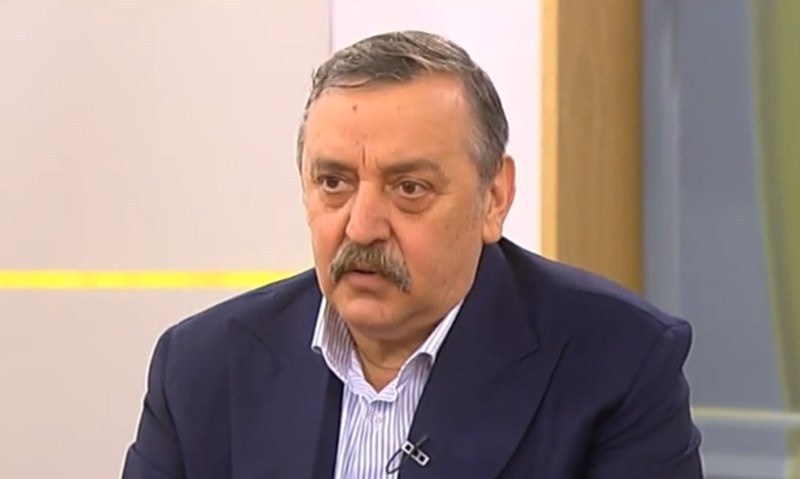 Моля като лекар, който не спа 3 месеца - не се събирайте на закрито!