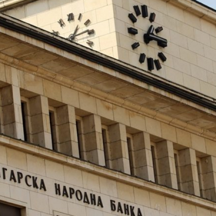 Банките също усетиха кризата, печалбата им спадна!