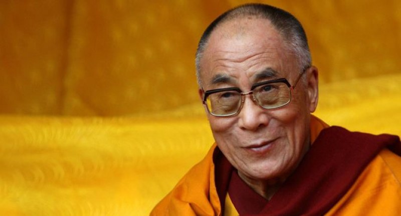 Далай Лама обеща да живее до... 113 години