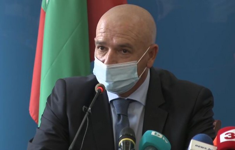 Хидроксихлорохинът не е отхвърлен за лечение! Но кога не може да се използва?