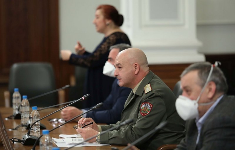 Извънреден брифинг на Генерала! Ще въвеждат ли нови мерки?