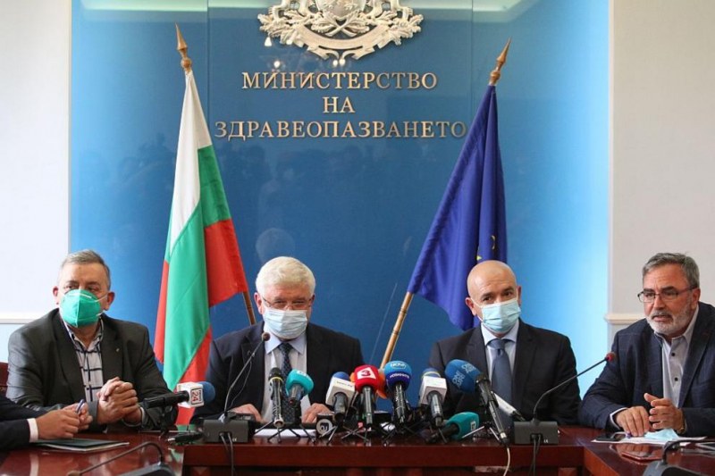 Тройно повече заразени за една нощ, има 4 жертви