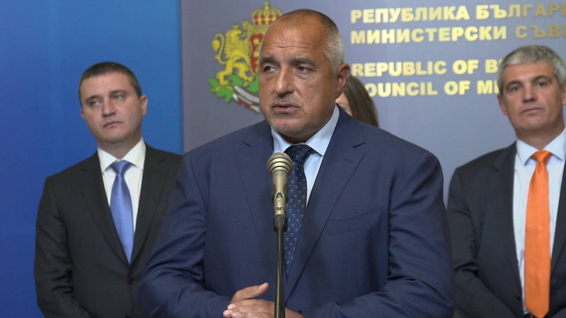 Борисов поиска три оставки на министри!*