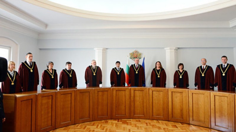 КС: Няма пречка всеки прокурор да разследва главния прокурор