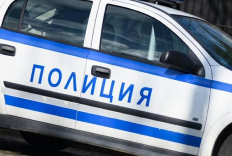 Пиян оскверни некролога на следовател от Специализирана прокуратура