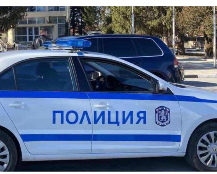 Арестувани и пострадали след масов бой край Асеновград!