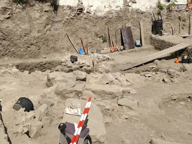 Представителна антична сграда откриха в центъра на Пловдив СНИМКИ