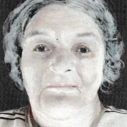 Коя е тази жена? Цяла година не могат да установят самоличността й