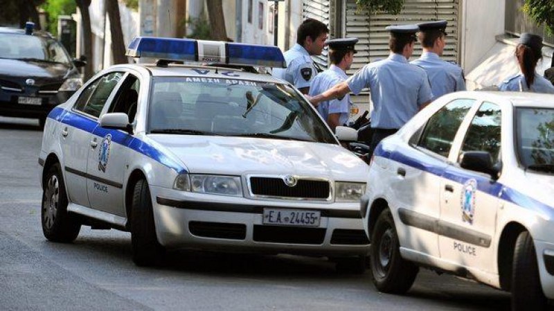 Българин с COVID-19 избяга от болница в Гърция!