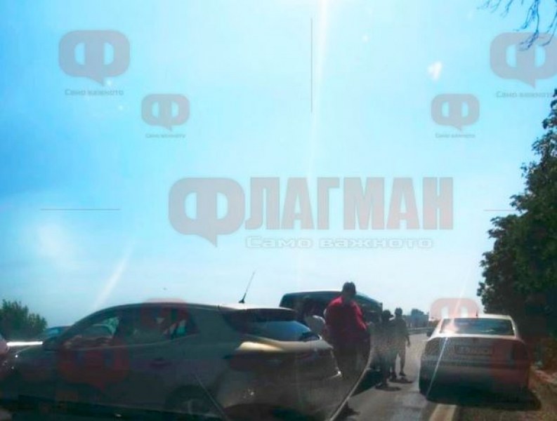 Катастрофа затвори входа на Бургас откъм "Тракия!