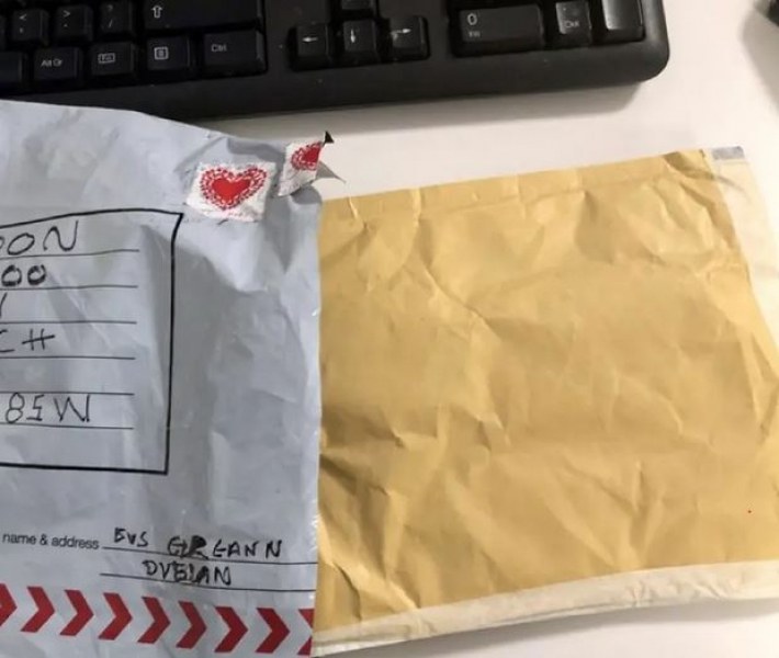 Мъж прати бомба по пощата, не му се размина