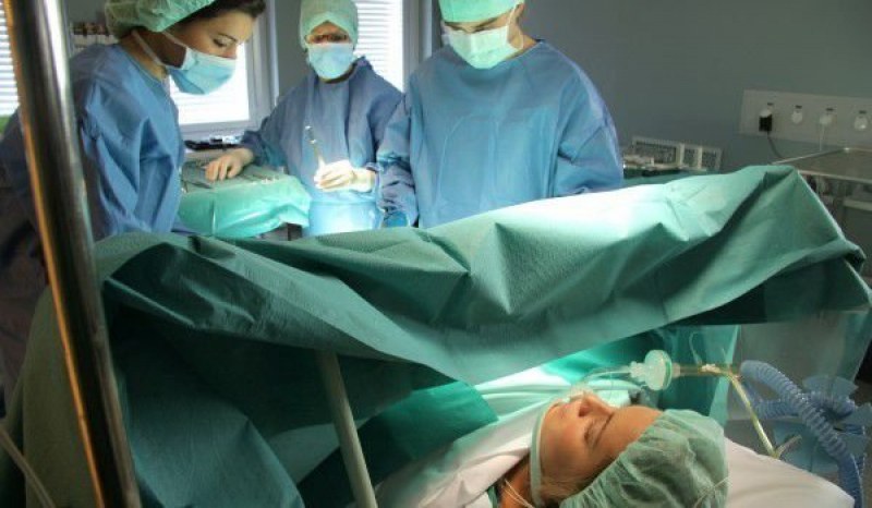 Чистачка се спъна в апарат: мозъкът на млада майка умря от липса на кислород 