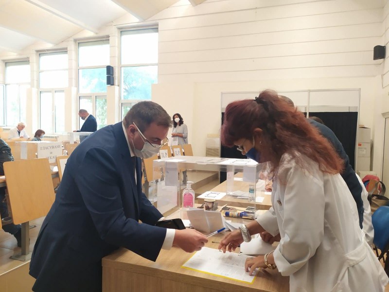 Нова заповед на здравния министър след извънредна среща!