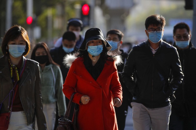Китай озапти заразата! От 2 месеца без вътрешно предаване на вируса