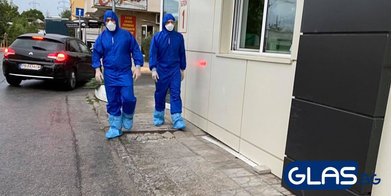 Четирима ученици и учител са заразени! Двама пловдивчани загубиха битката с вируса!