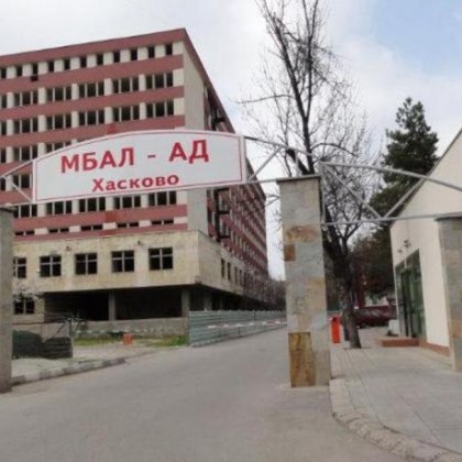 Жена с коронавирус роди здраво дете, бащата починал в същата болница