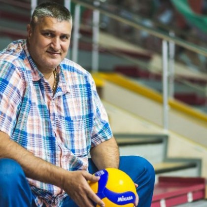 Шефът на родната федерация по волейбол Любо Ганев заразен с вируса