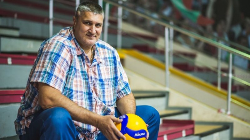 Шефът на родната федерация по волейбол Любо Ганев заразен с вируса
