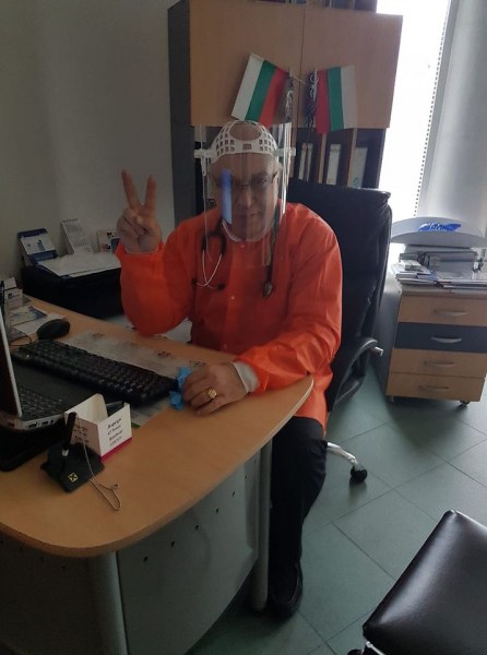 Здрав и чист. Отново на работа! Д-р Милен Чолаков пребори вируса