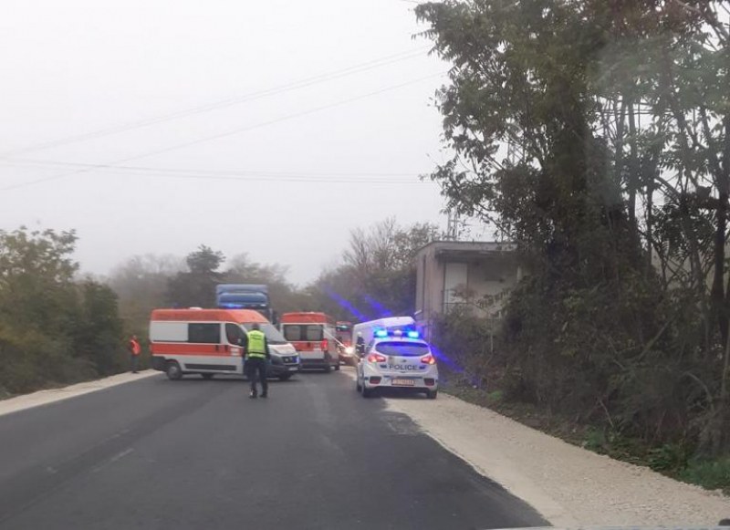 Жестока катастрофа край Пловдив! Загина 16-годишно момче
