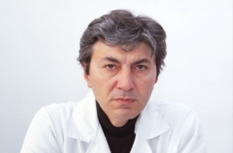 COVID 19 покоси още един лекар! Сбогом, доц. Йордан Узунангелов!
