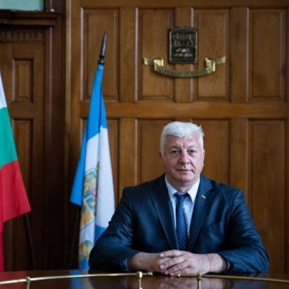 Зико за стадионите: Подписваме за "Ботев" тази седмица, за "Локомотив" също сме готови